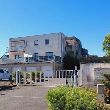Proche Apartment *